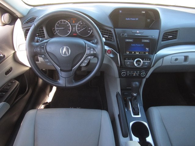 2017 Acura ILX w/Premium Pkg