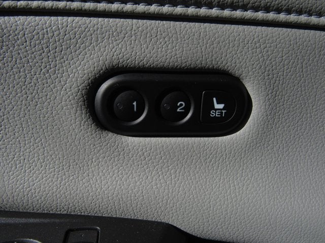 2017 Acura ILX w/Premium Pkg