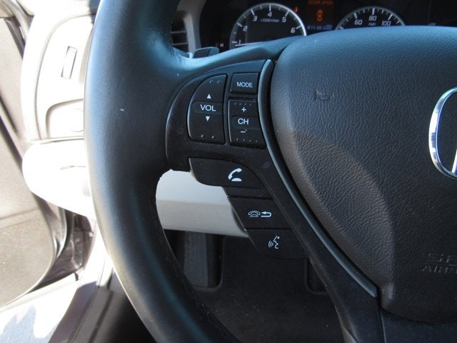 2017 Acura ILX w/Premium Pkg