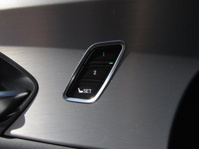 2025 Acura TLX w/Technology Package