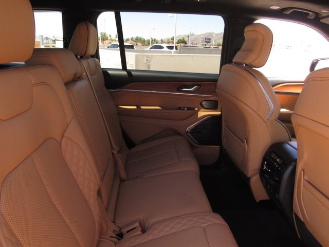 2023 Jeep Grand Cherokee L Summit Reserve