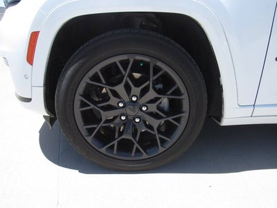 2023 Jeep Grand Cherokee L Summit Reserve