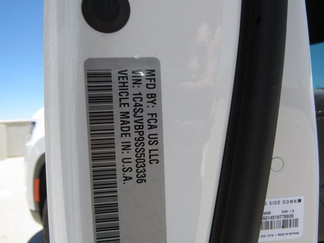2025 Jeep Wagoneer Series II Carbide