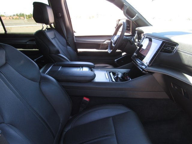 2025 Jeep Wagoneer Series II Carbide