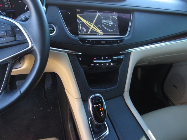 2017 Cadillac XT5 Luxury FWD