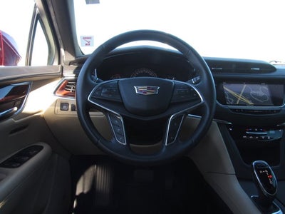 2017 Cadillac XT5 Luxury FWD