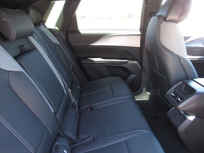 2024 Cadillac LYRIQ Tech