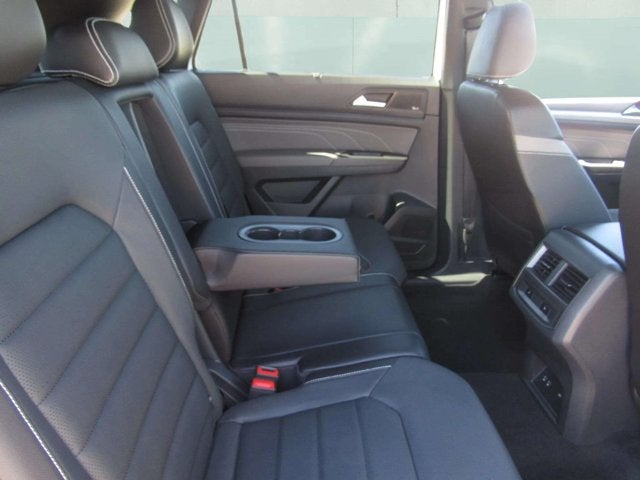 2023 Volkswagen Atlas Cross Sport 3.6L V6 SEL Premium R-Line