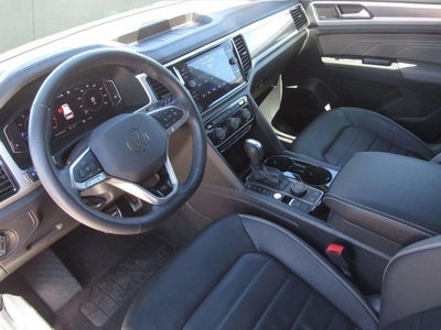 2023 Volkswagen Atlas Cross Sport 3.6L V6 SEL Premium R-Line
