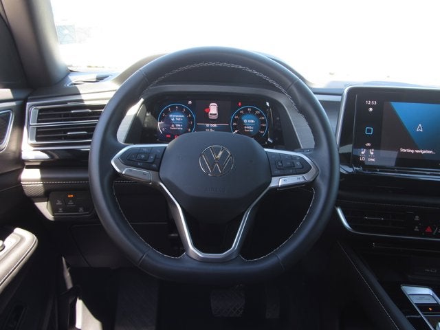 2024 Volkswagen Atlas Cross Sport 2.0T SE w/Technology