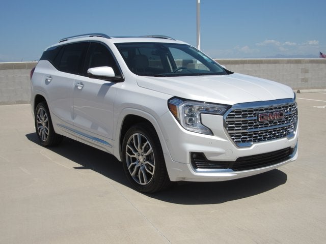 2023 GMC Terrain Denali