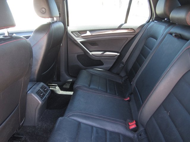 2016 Volkswagen Golf GTI SE