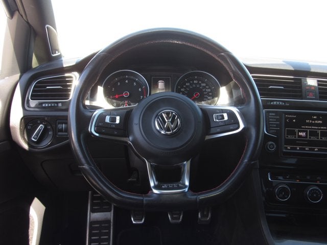2016 Volkswagen Golf GTI SE