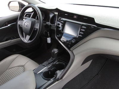 2018 Toyota Camry SE