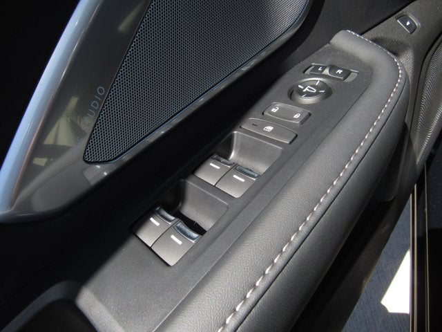 2025 Acura RDX w/Technology Package