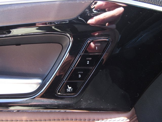2023 Acura MDX w/Advance Package