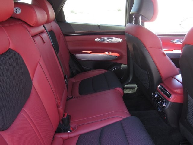 2024 Genesis GV70 2.5T