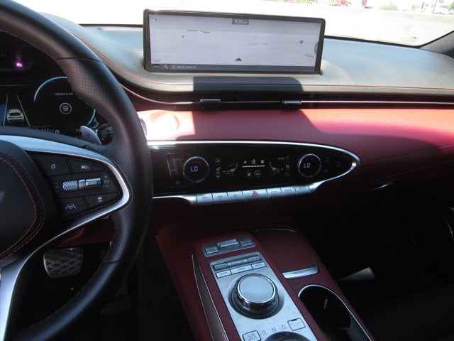 2024 Genesis GV70 2.5T