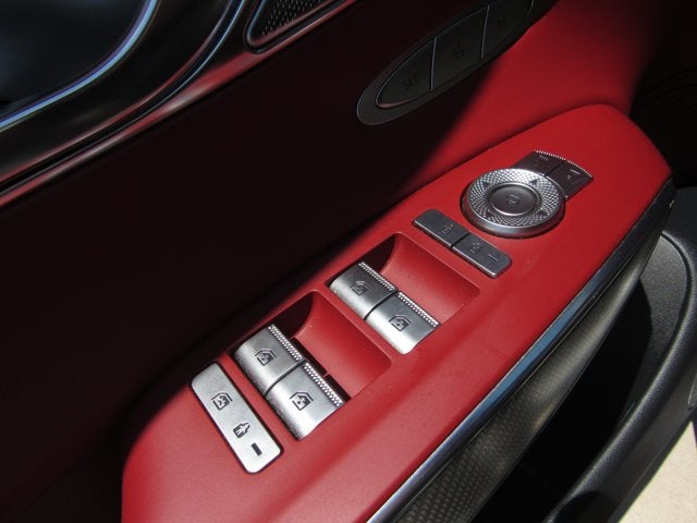 2024 Genesis GV70 2.5T