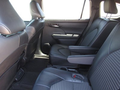 2023 Toyota Highlander XSE