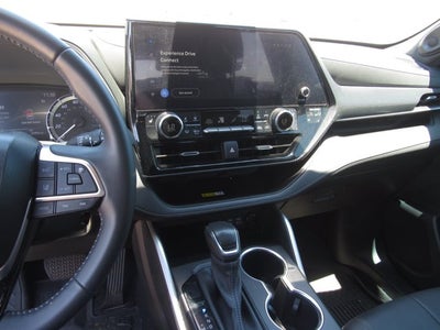 2023 Toyota Highlander XSE