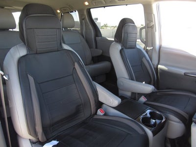 2017 Toyota Sienna XLE