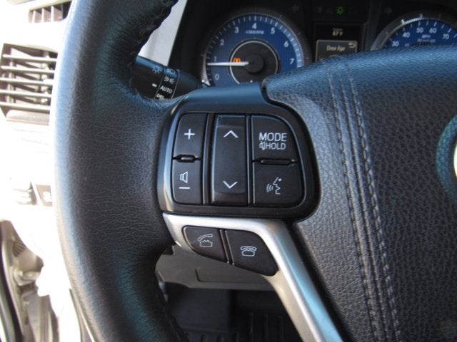 2017 Toyota Sienna XLE