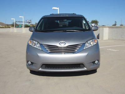 2017 Toyota Sienna XLE