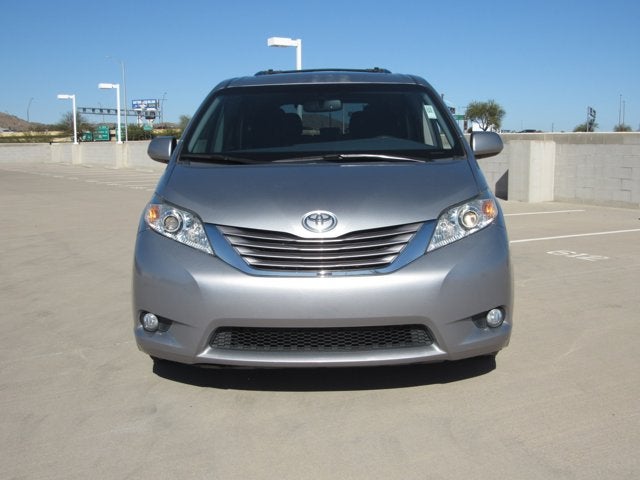 2017 Toyota Sienna XLE