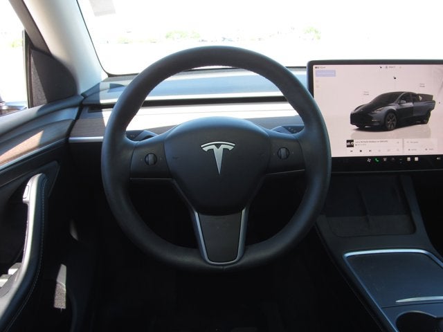 2024 Tesla Model Y Standard Range