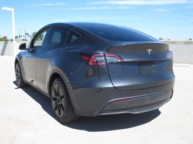 2024 Tesla Model Y Standard Range