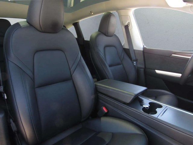 2025 Tesla Model Y Long Range