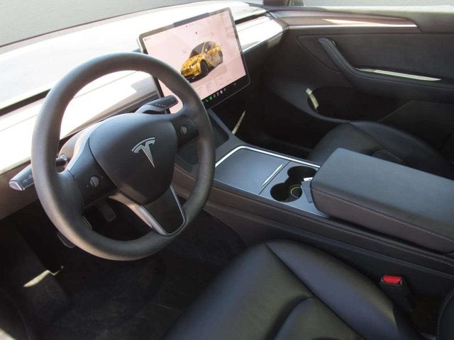 2025 Tesla Model Y Long Range
