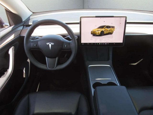 2025 Tesla Model Y Long Range