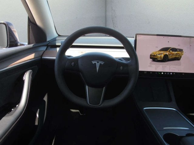 2025 Tesla Model Y Long Range
