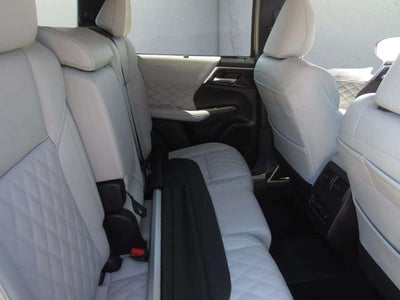 2025 Mitsubishi Outlander Plug-In Hybrid SEL