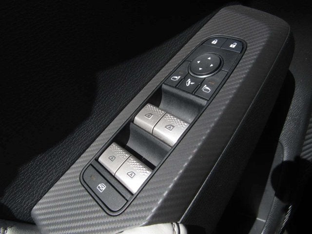 2025 Mitsubishi Outlander Plug-In Hybrid SEL
