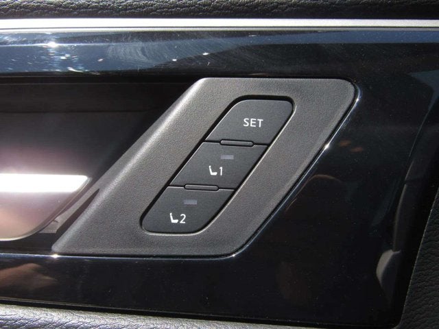2025 Mitsubishi Outlander Plug-In Hybrid SEL