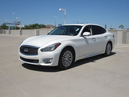 2016 INFINITI Q70L 3.7