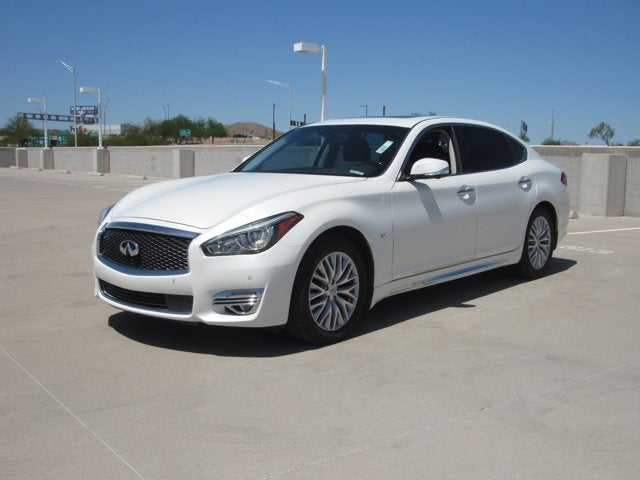 2016 INFINITI Q70L 3.7