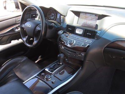 2016 INFINITI Q70L 3.7