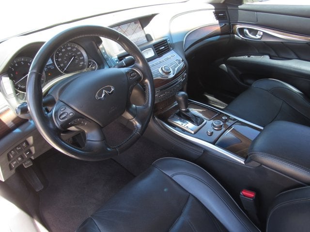 2016 INFINITI Q70L 3.7