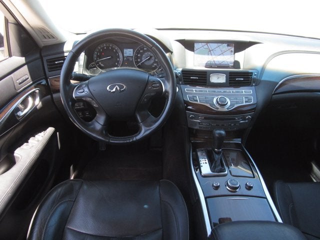 2016 INFINITI Q70L 3.7