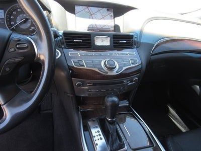 2016 INFINITI Q70L 3.7