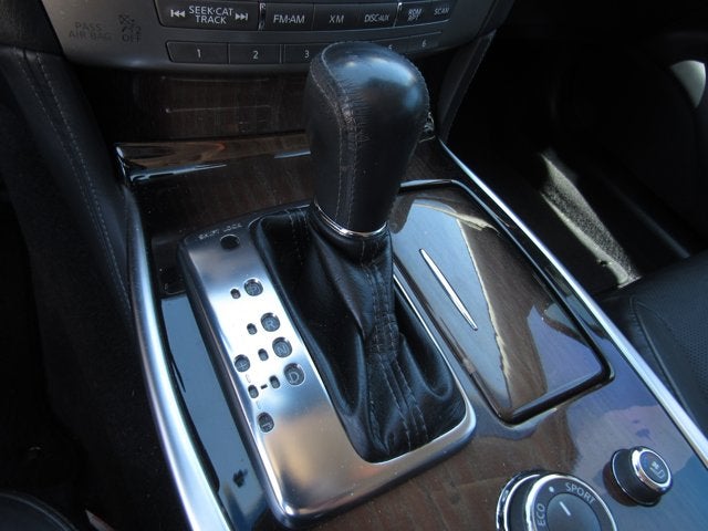 2016 INFINITI Q70L 3.7