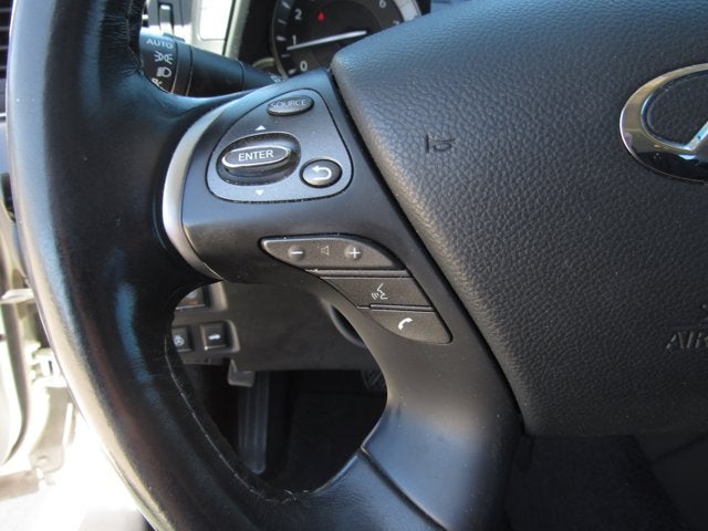 2016 INFINITI Q70L 3.7