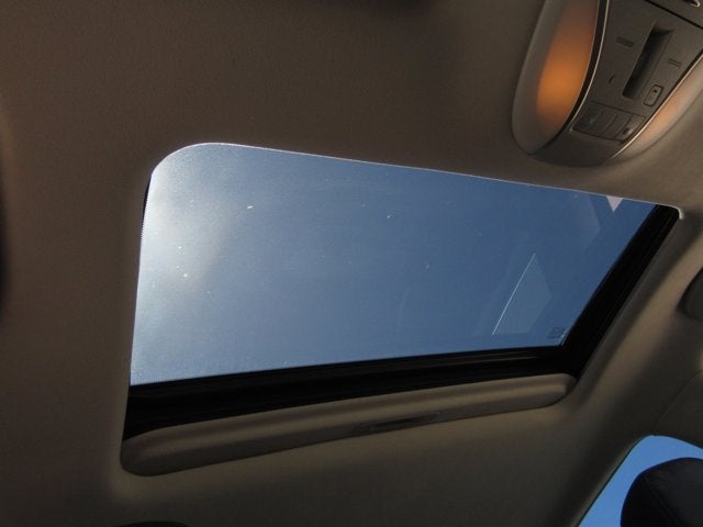 2016 INFINITI Q70L 3.7