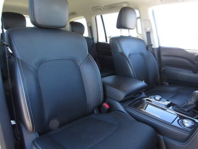 2024 INFINITI QX80 LUXE