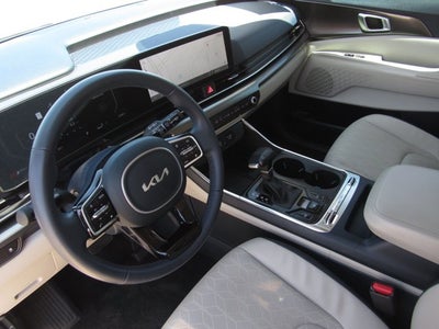 2025 Kia Carnival SX