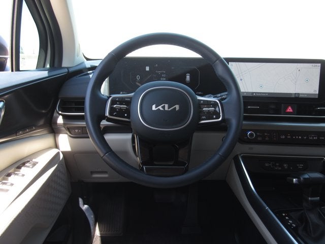 2025 Kia Carnival SX